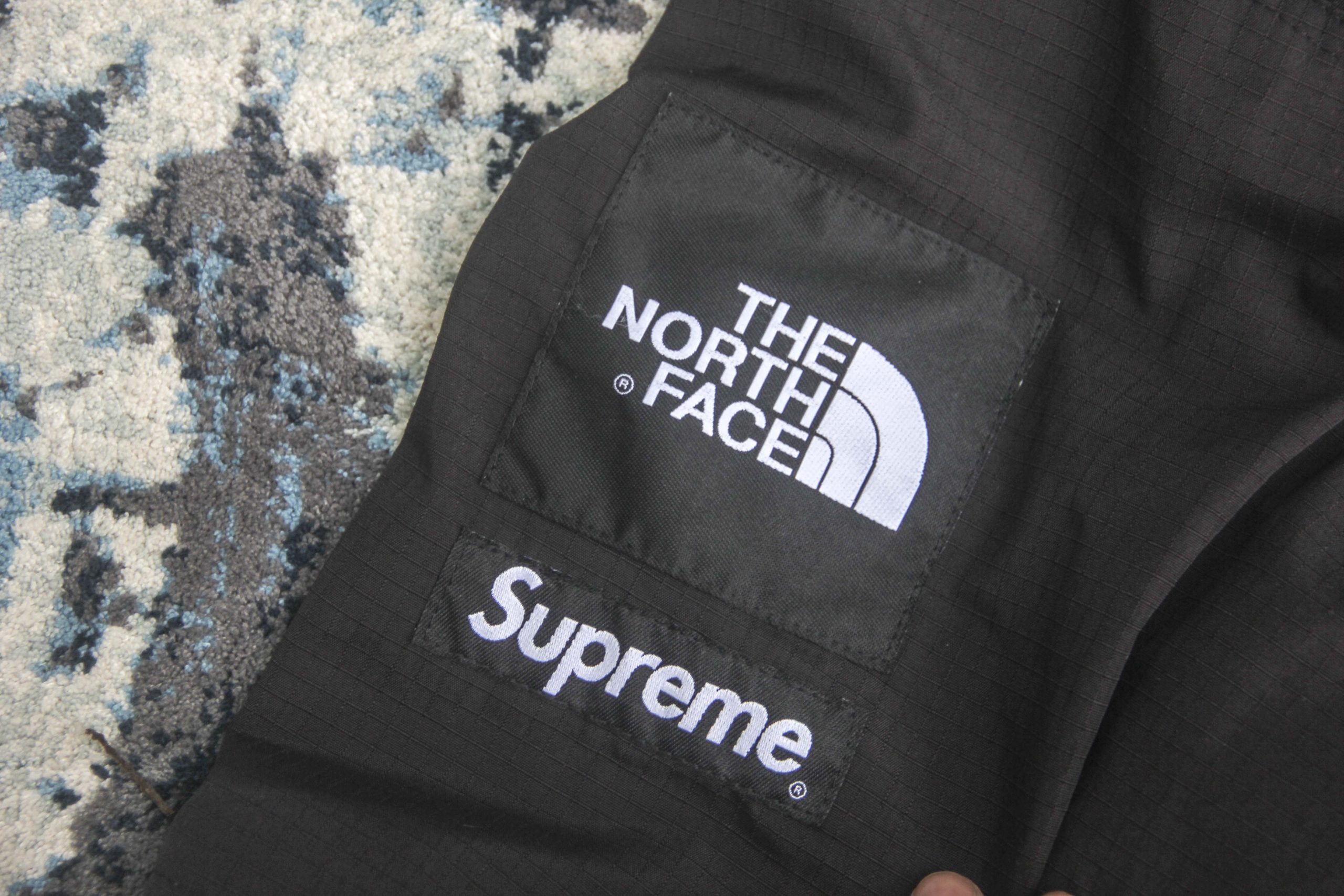 SUPREME x TNF EXPEDITION JACKET 18FW